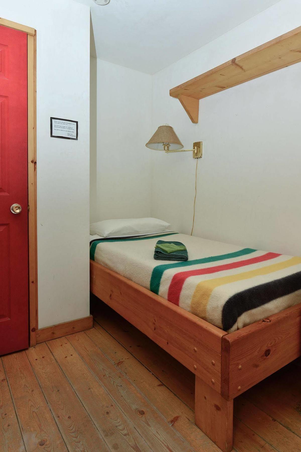 Hotel The Bunkhouse Dawson City Zewnętrze zdjęcie